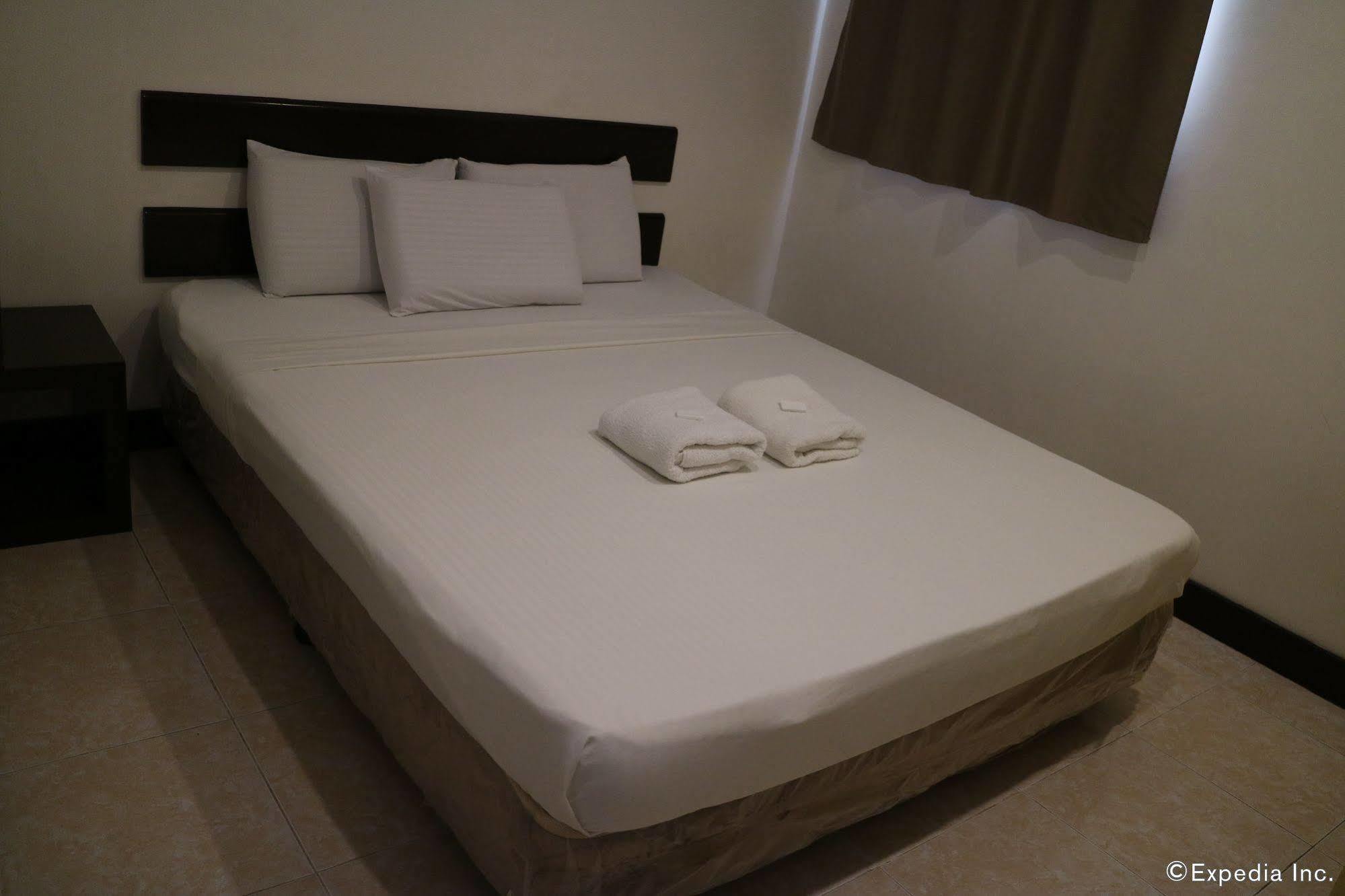 Ong Bun Pension House Iloilo City Εξωτερικό φωτογραφία