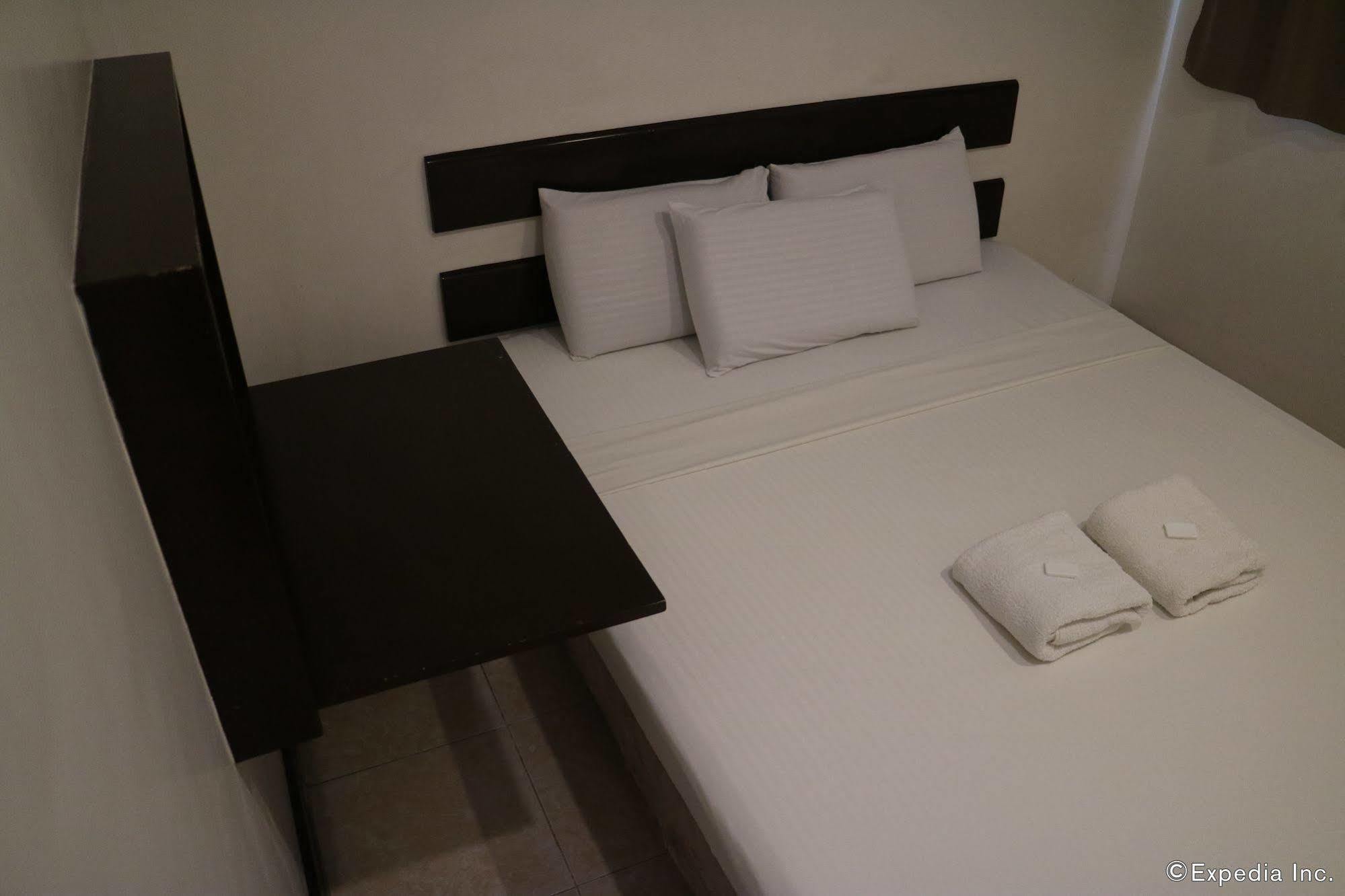 Ong Bun Pension House Iloilo City Εξωτερικό φωτογραφία