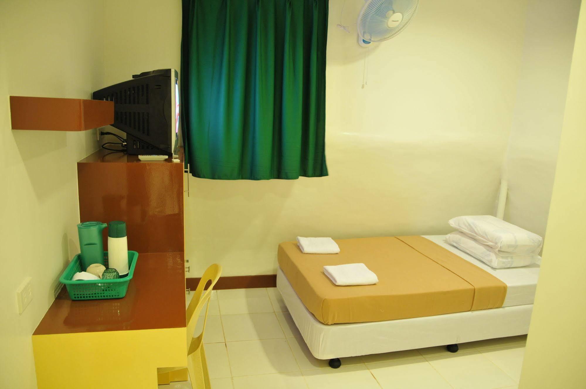 Ong Bun Pension House Iloilo City Εξωτερικό φωτογραφία